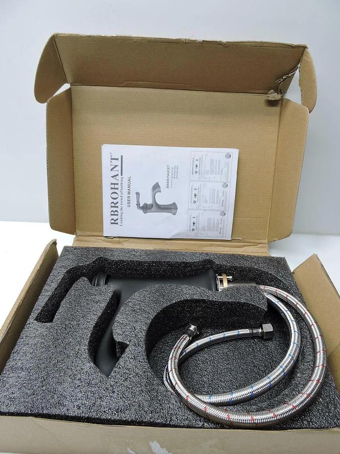 Rbrohant RB0715 Matt Black Single Handle Bathroom Faucet - Farmhouse Style - NEW