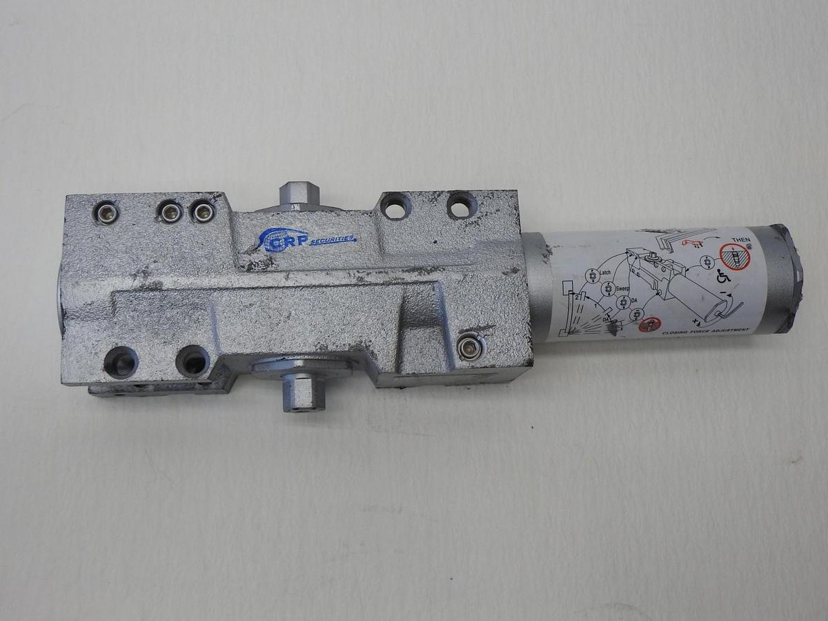 CRP CR441 Door Closure Replacement Cal-Royal - NOB NEW!