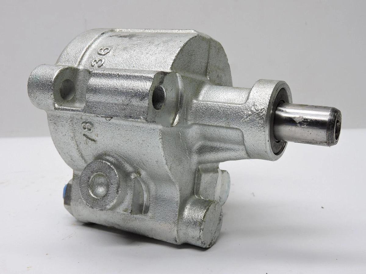 2004 Pontiac GTO 5.7L LS1 Power Steering Pump 26086859, 36-360050 14834 NEW