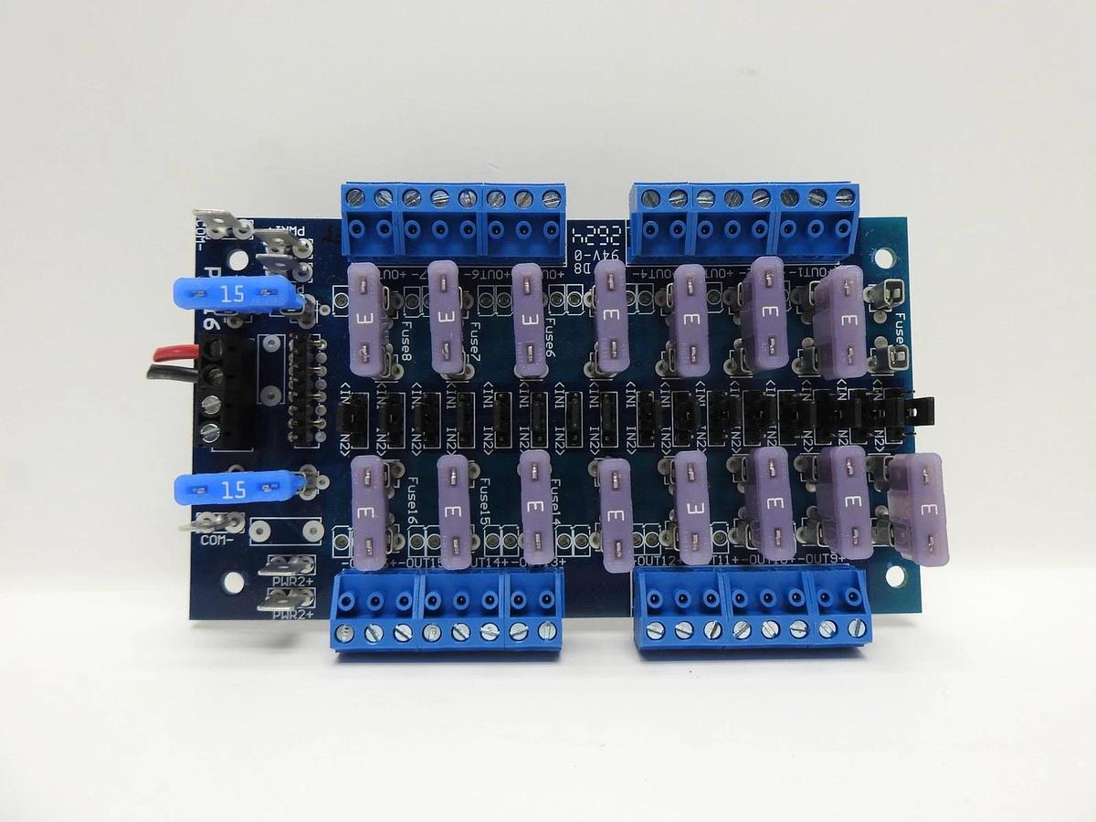 Altronix PDS16 - 16 Fused / 2-Input Power Dist Mod BULK NEW