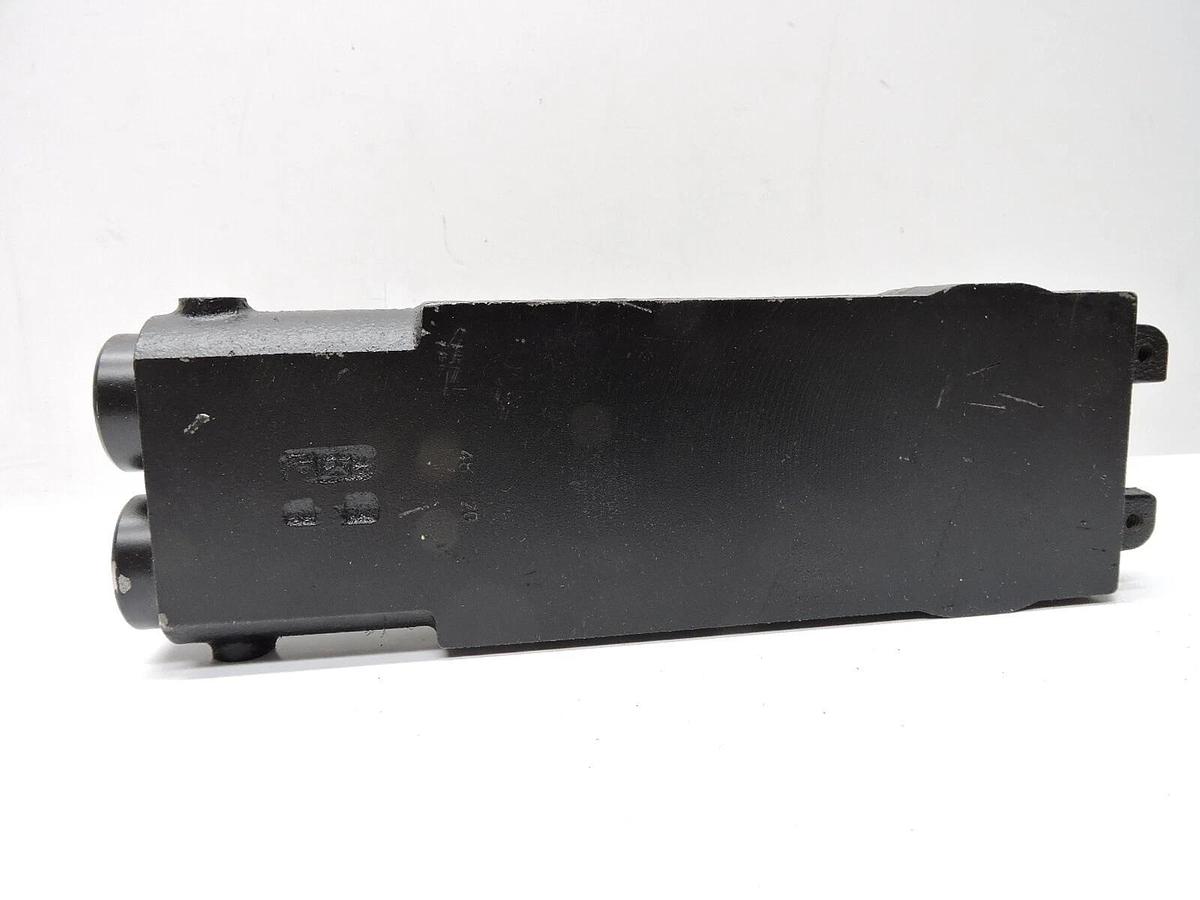 DC3021 OHC CLOSER, LT 105 NHO Door Controls USA - NEW!