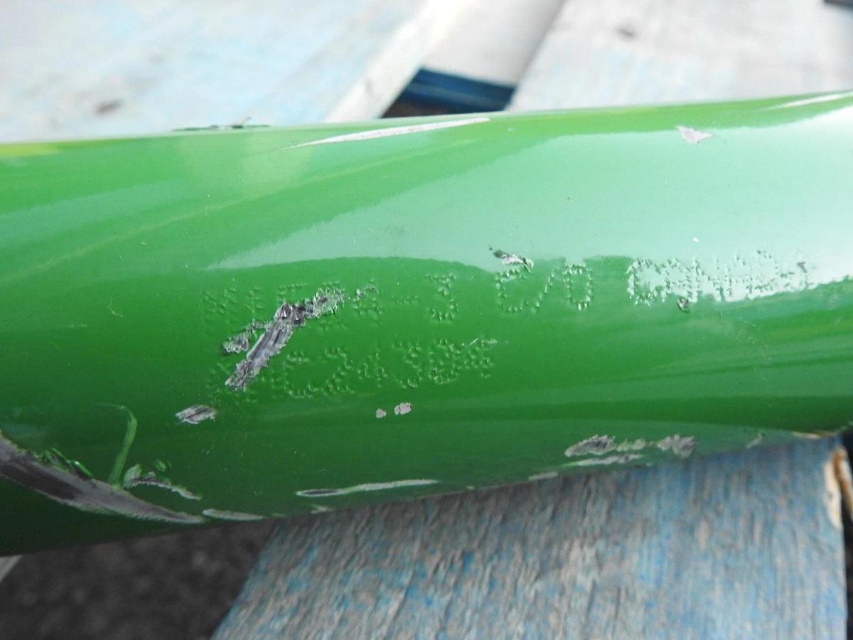 GENUINE John Deere AHC24304 Hydraulic Cylinder 7660, CS690, 7760, CP690