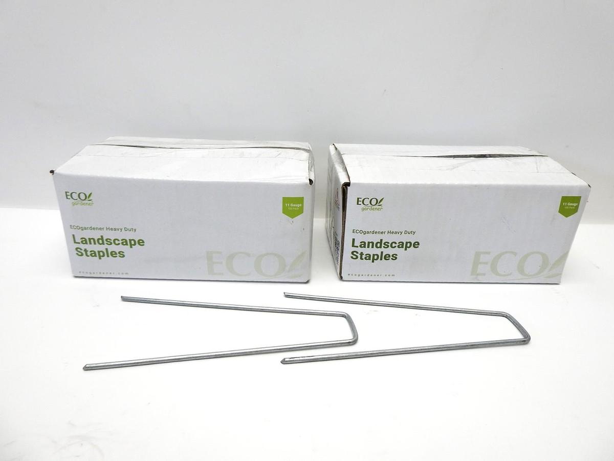 Eco Gardener 11 Gauge Heavy Duty Landscape Staples 6" Long Weed Guard (200 Pack)
