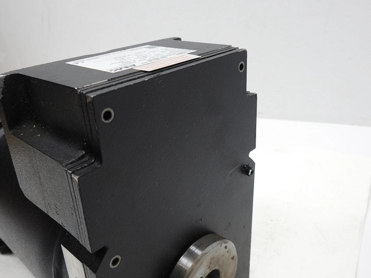 AMK SKT7-55-20-FOW-5200-B5 Servo Motor A2298ED SKT7-55-20 (14KW, 350V) USED NICE