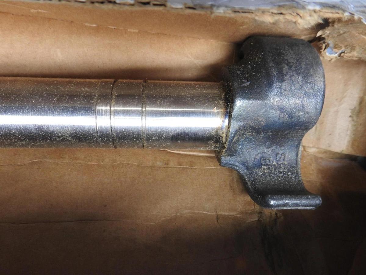 Bendix M16WKL10-283N Air Brake S-Camshaft - OEM NOB NEW!