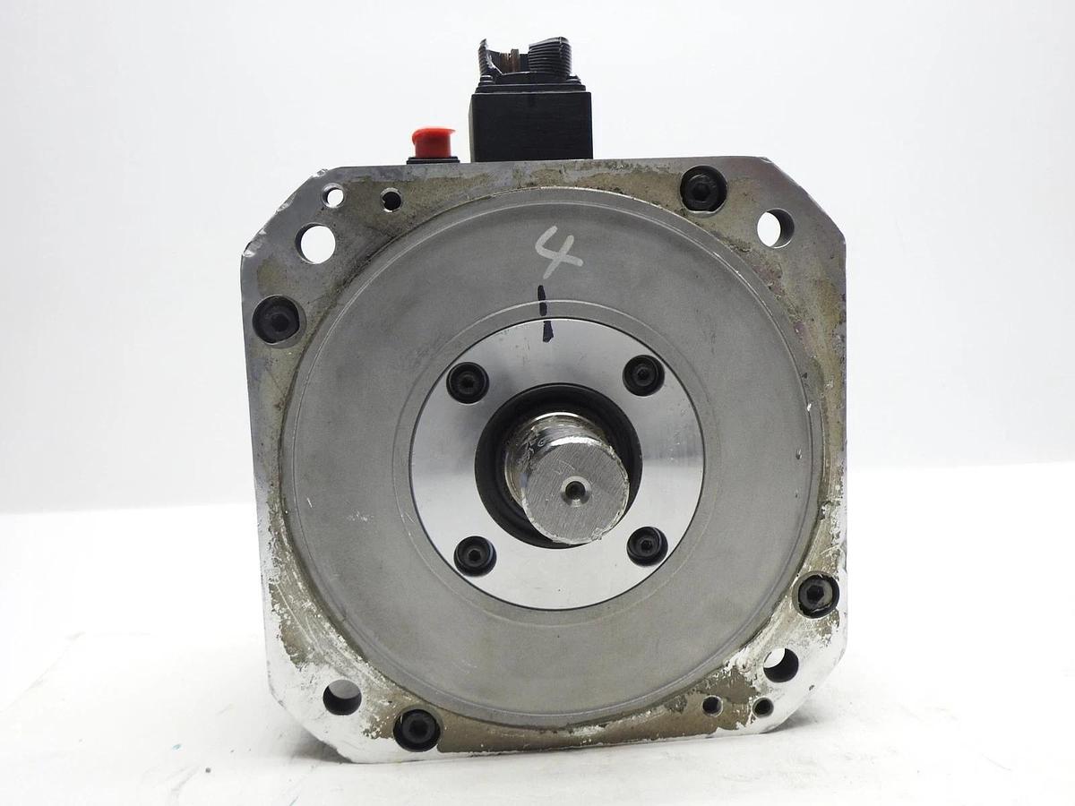 MITSUBISHI HC-UP352B-S1 Servo Motor HC-352B (3.5kW, 3AC, 111V, 23A) READ DESC