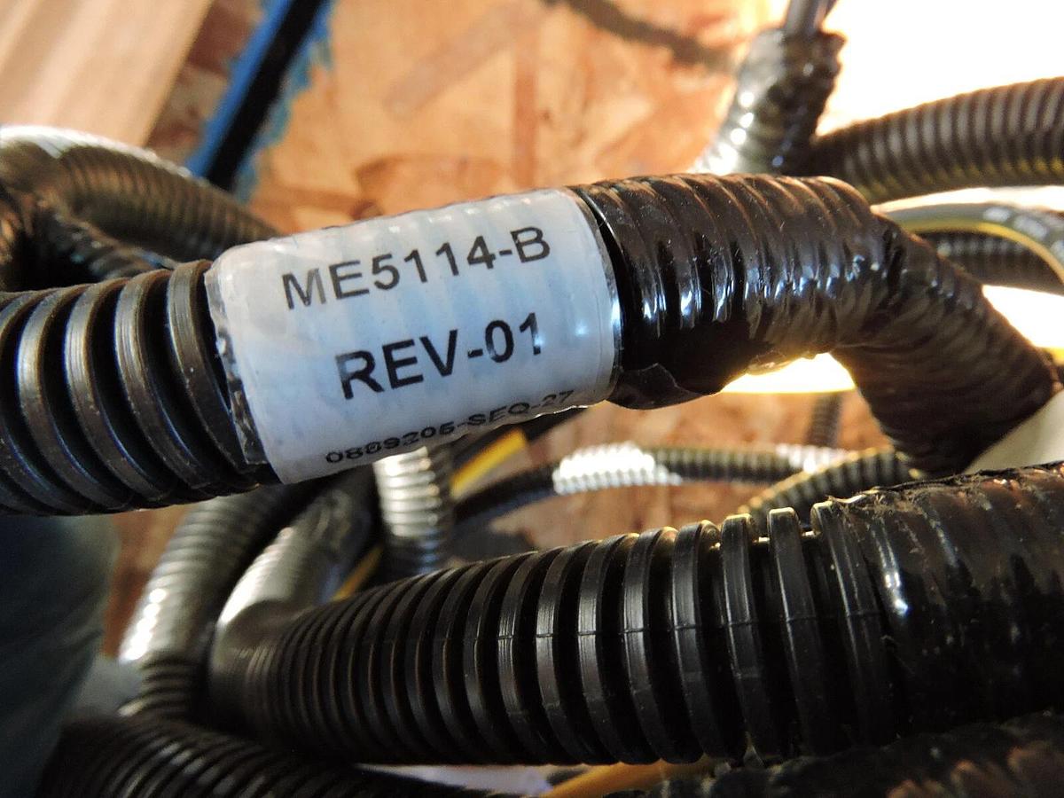 ME5114-B 0889205-SEQ-27 HARNESS For EATON DT461P 0 CAP & CARRIER 904068