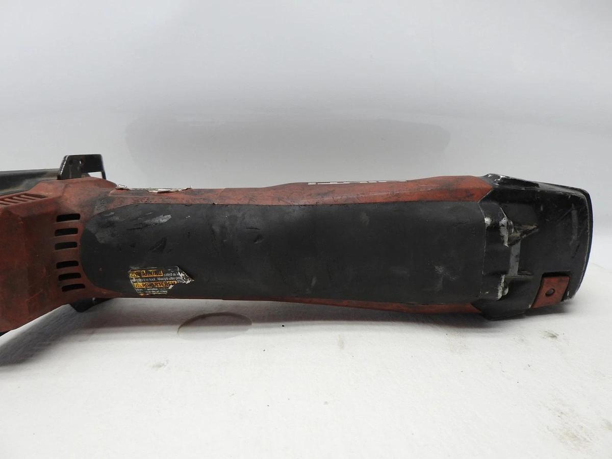 HILTI AG 5D-22 5" ANGLE GRINDER (TOOL ONLY) - USED