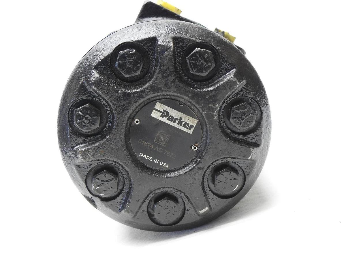 Parker Hydraulic Motor TG0310MS051AAAA TG0310 Series 4 Bolt, 1.25" Splined Shaft