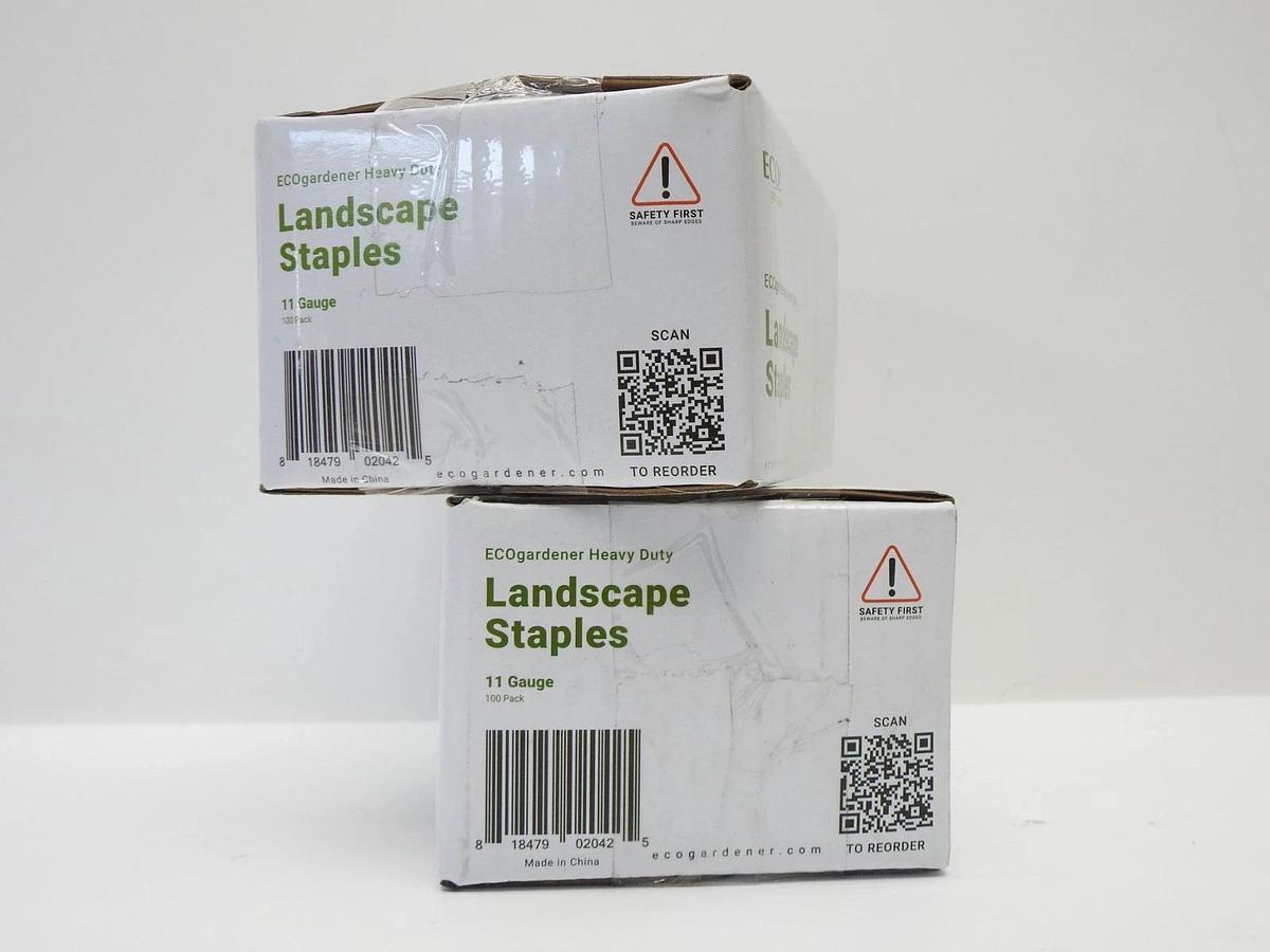 Eco Gardener 11 Gauge Heavy Duty Landscape Staples 6" Long Weed Guard (200 Pack)