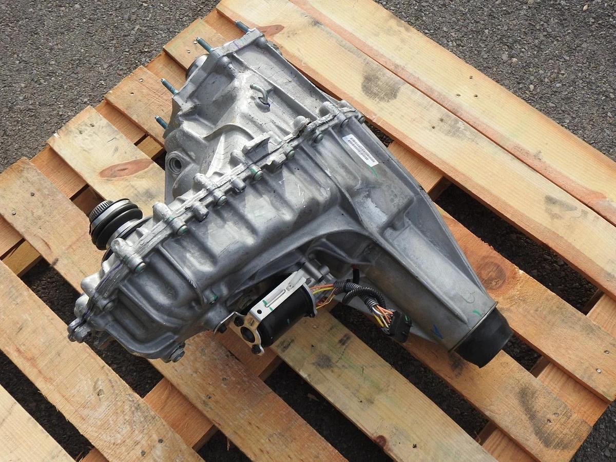 NEW Mopar 68306994AD BW 44-46 Transfer Case 6.7L 2019-2023 Ram 3500 - BULK NEW!