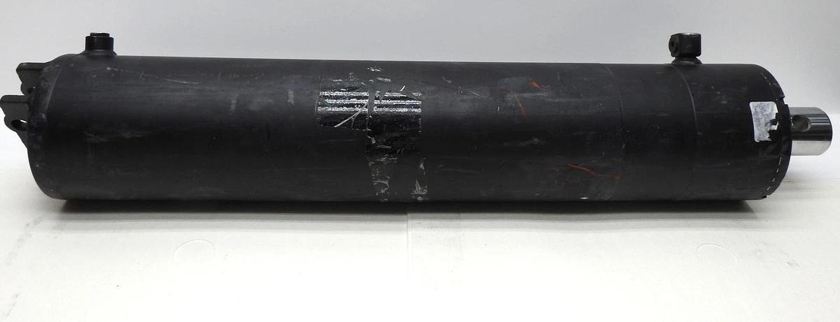 Stillwell Hydraulic Welded Cylinder 31" Total Length, 2-3/4" Shaft Dia - NOB NEW