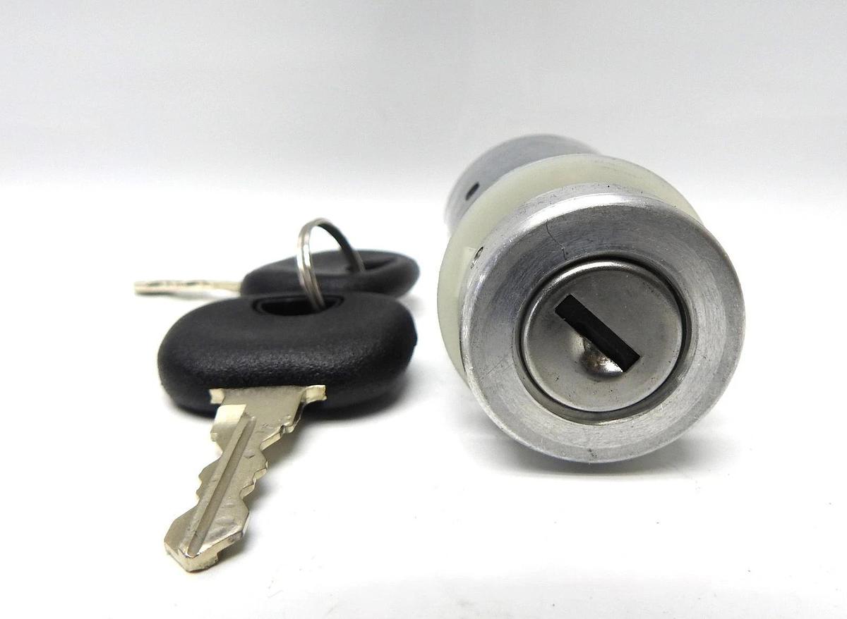 GENUINE Tennant 361076 Scrubber Key Switch Ignition replaces 99370 - OEM NEW!