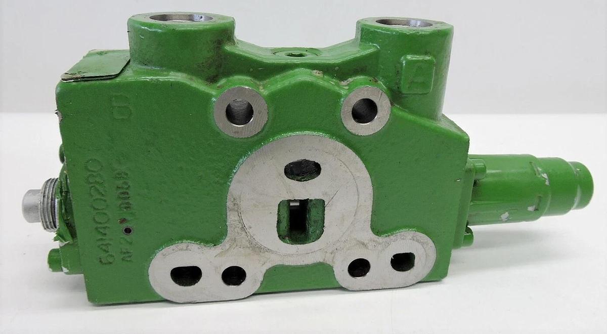 John Deere Hydraulic Control Section 641400280 AF 0068 NEW READ