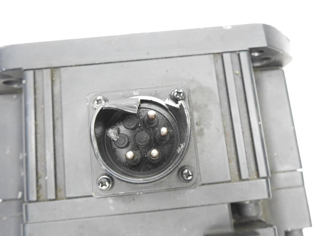 MITSUBISHI HC-UP352B-S1 Servo Motor HC-352B (3.5kW, 3AC, 111V, 23A) READ DESC