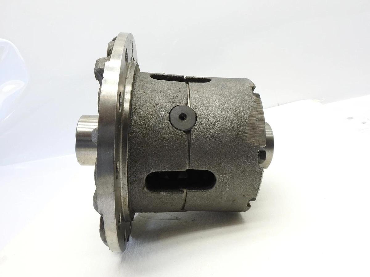 Case IH Differential 1277225C2 for 7110-7250, 8910-8950, MX180-MX220 127725C91
