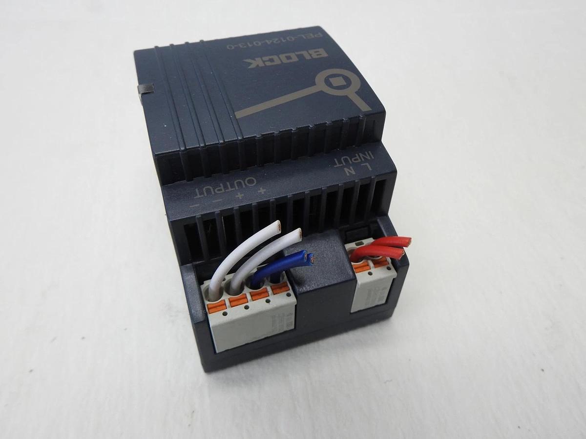 Block PEL-0124-013-0 Power Supply 100-240VAC In; 24VDC Out - NEW TAKEOUT