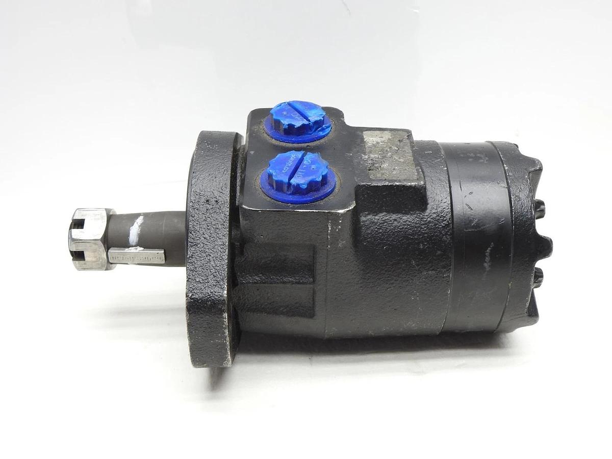 Eaton Char-Lynn Hydraulic Motor 15851-001 (2 Bolt, Keyed Shaft)