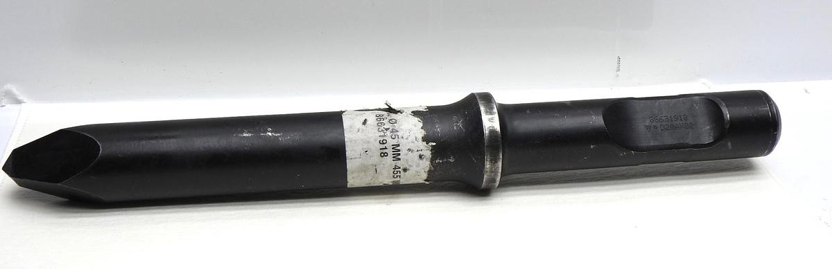 Bobcat 86631918 Nail Point Pyramidal point NEW