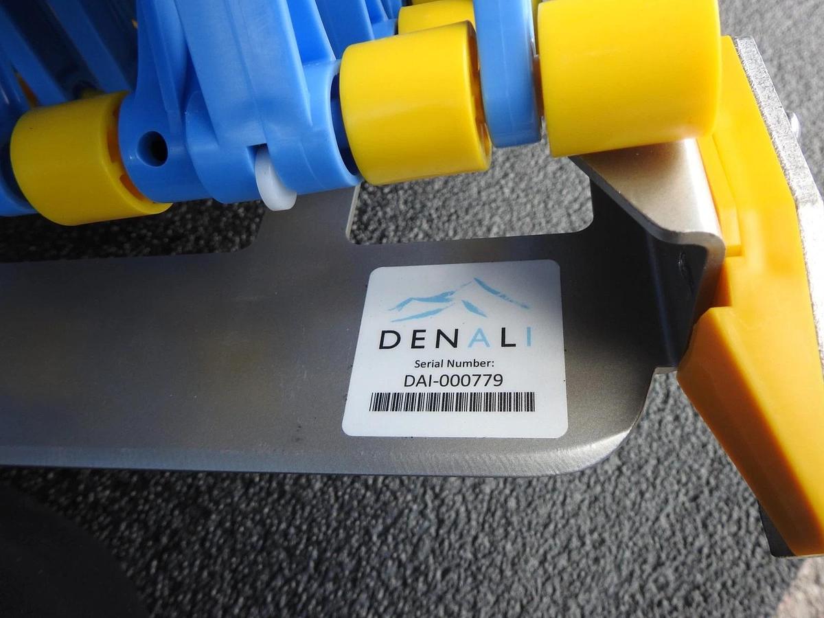 Denali Flexible Skate Wheel Conveyor Section w/ Tow Handle Expandable Roller NEW