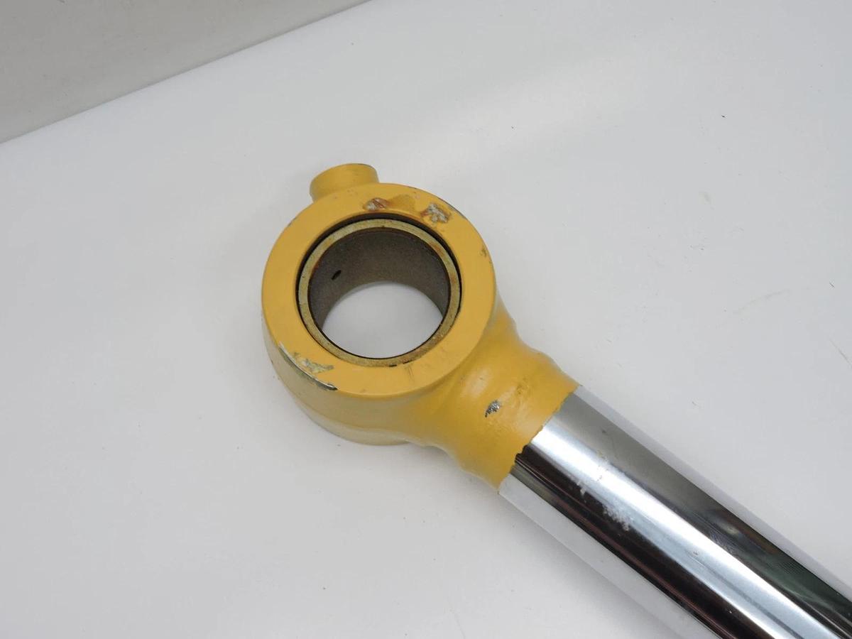 Genuine Hitachi XB00012652 ROD;PISTON for Heavy Machinery - OEM NOB NEW!