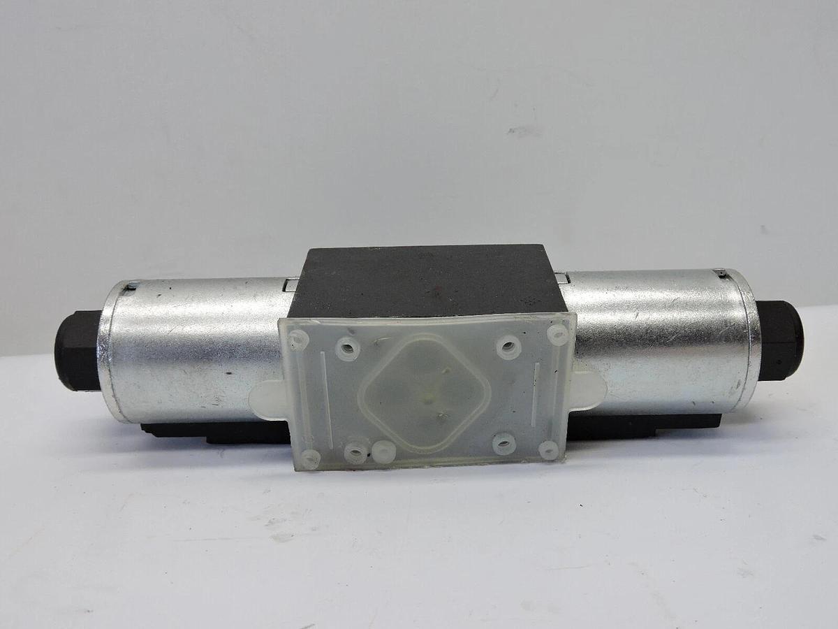 GENUINE CAT 223-8181 Eaton Vickers Valve for BACKHOE LOADER 416D 420D 424B - NEW