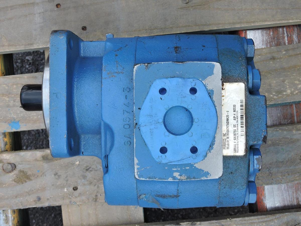 PERMCO Hydraulic Pump M7600 M7600A767ADNK25-6 - NOB NEW