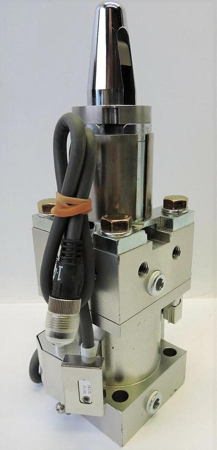 Parker R78-NDH247VJ-C-YF1-02YB150 Taiyo Pneumatic Locate Clamp Parker R78-NDH