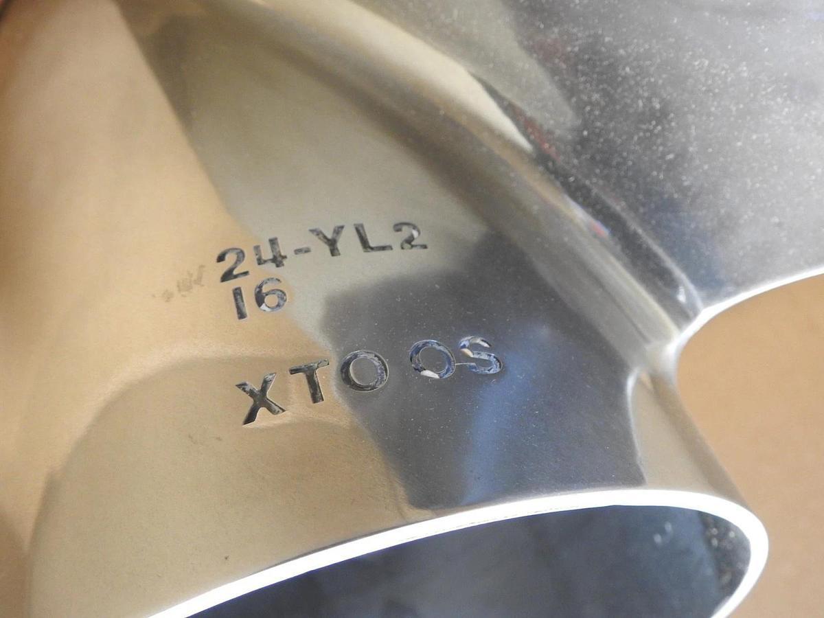 Yamaha XTO OS 3B Sds 16 x 24L fits 5.6L V8 XTO Offshore Outboards - OEM NEW!