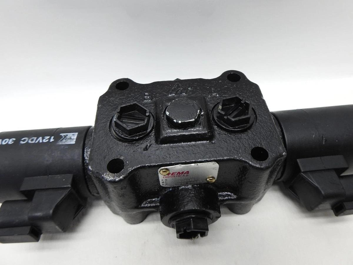 GENUINE John Deere LVA24142 Selective Control Valve OEM NEW!