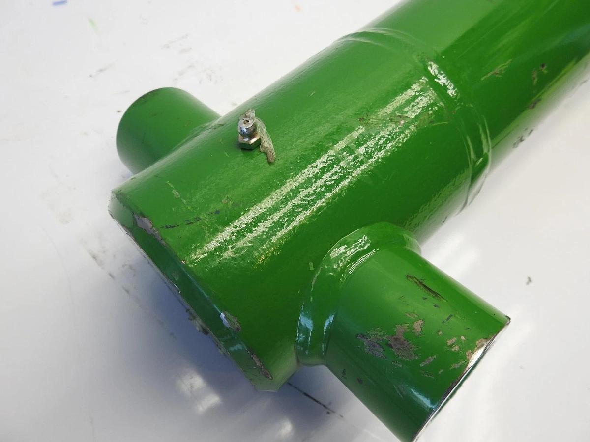 OEM John Deere AHC1773 Crop Divider Side Knife Lift Cylinder Hydraulic Cylinder