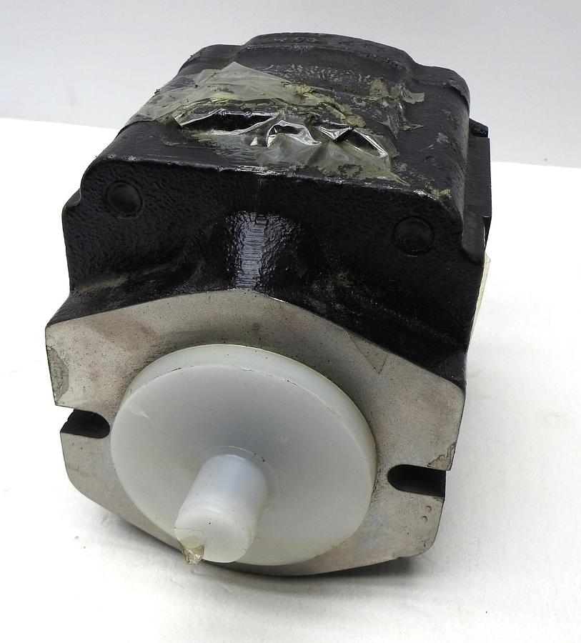 Manitowoc 80034005 Hydraulic Gear Pump (11 Teeth) - OEM GENUINE NEW!