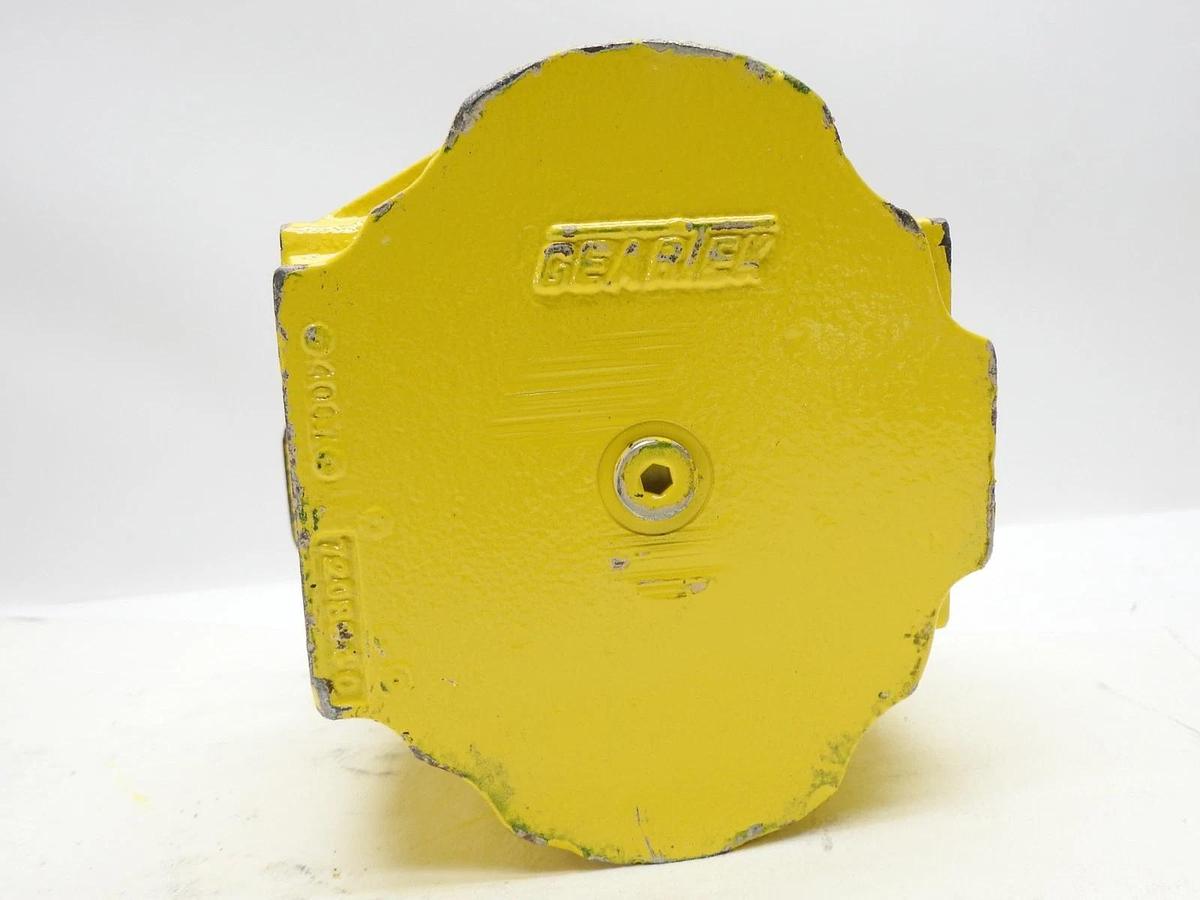 Geartek Hydraulic Motor MD Series MD20-1C (Yellow) 6 Bolt, 14 Teeth Shaft) NEW