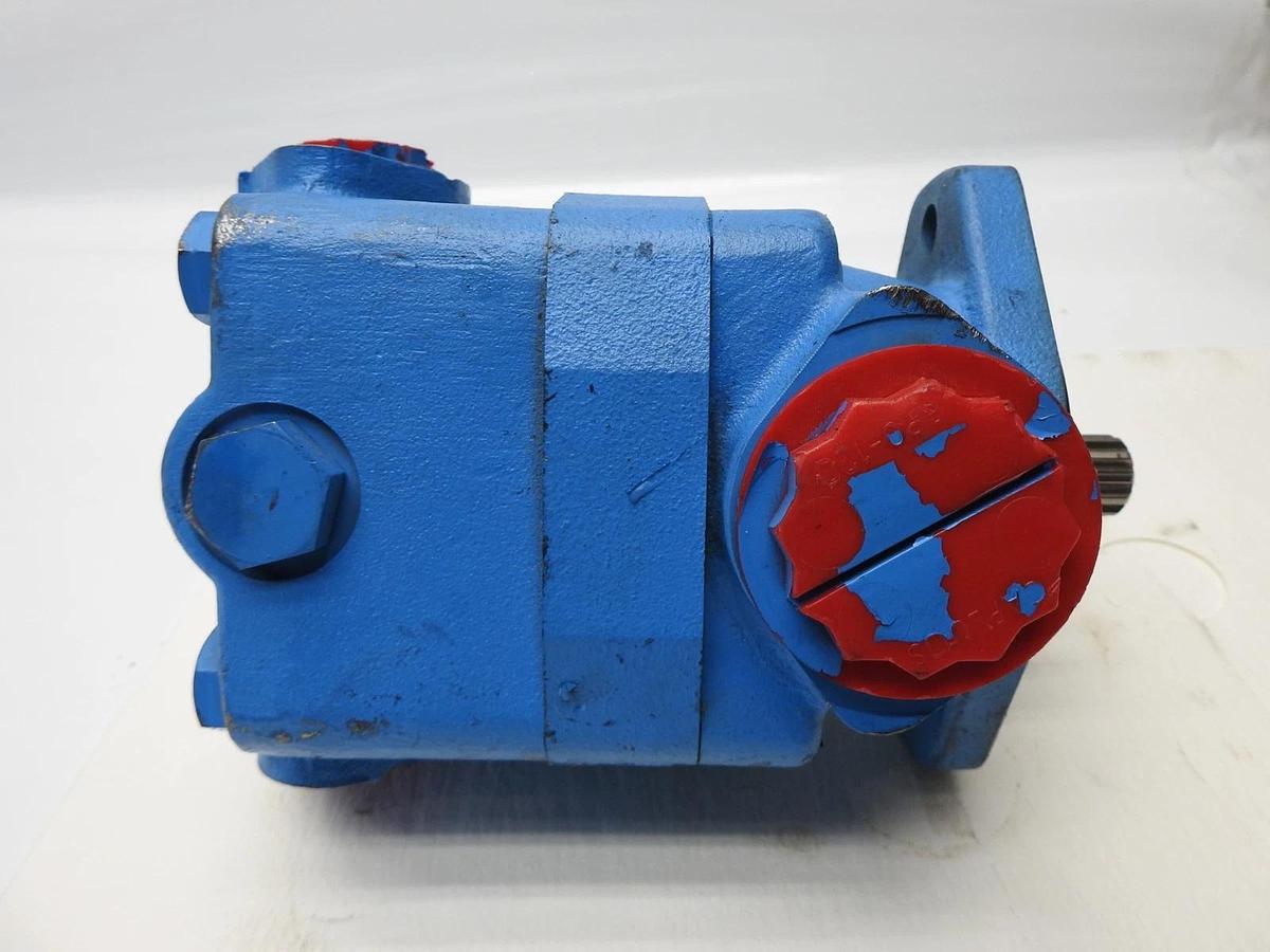 OEM Freightliner A6814664701 Hydraulic Pump Power Steering Eaton Vickers NOB NEW
