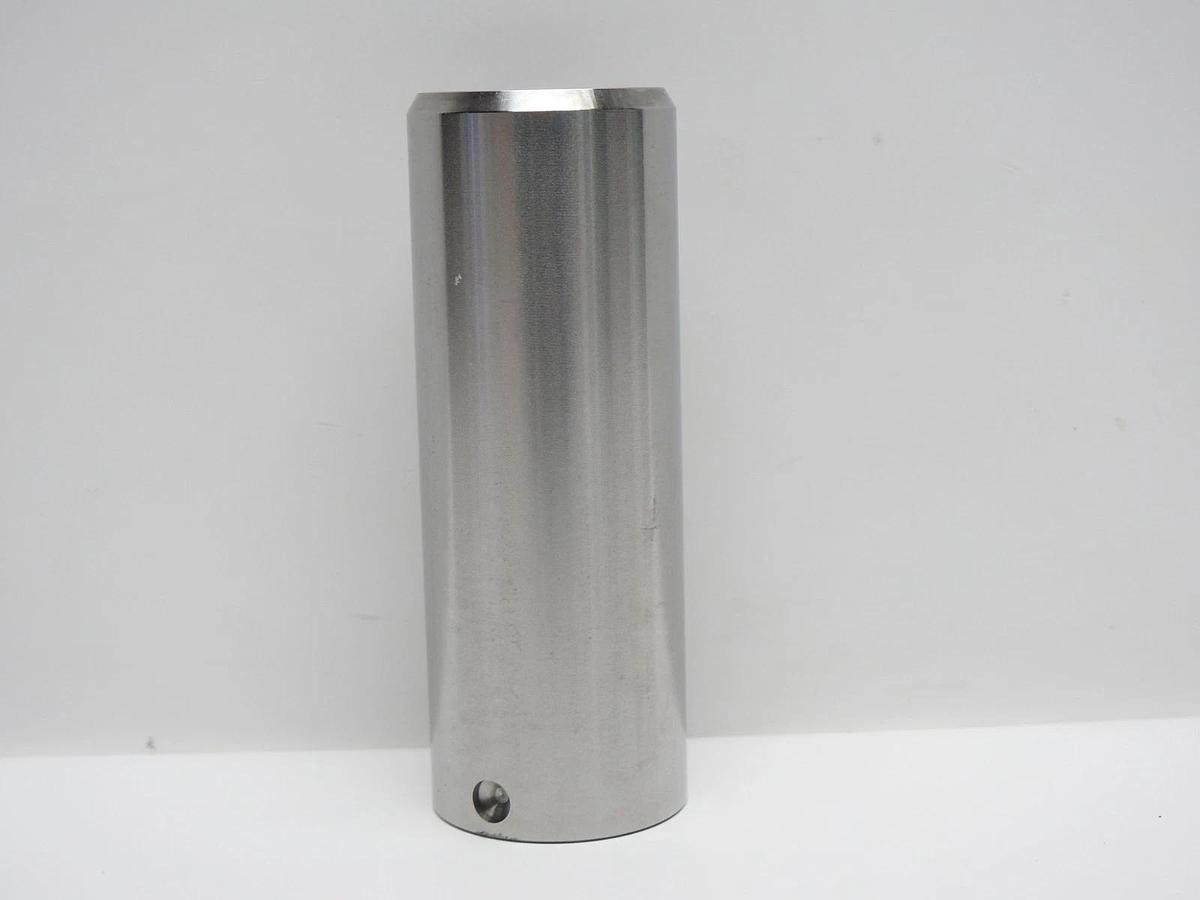 Genuine Komatsu 11Y-27-11220 SHAFT 11Y2711220 fits D31 D37 D39 EX/PX