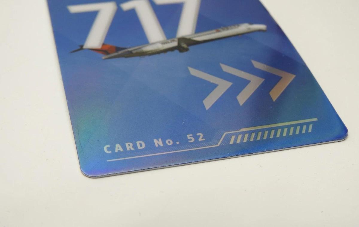 Delta Airline Card No.52 Boeing 717 Pilot Trading Card ~NEW NICE~