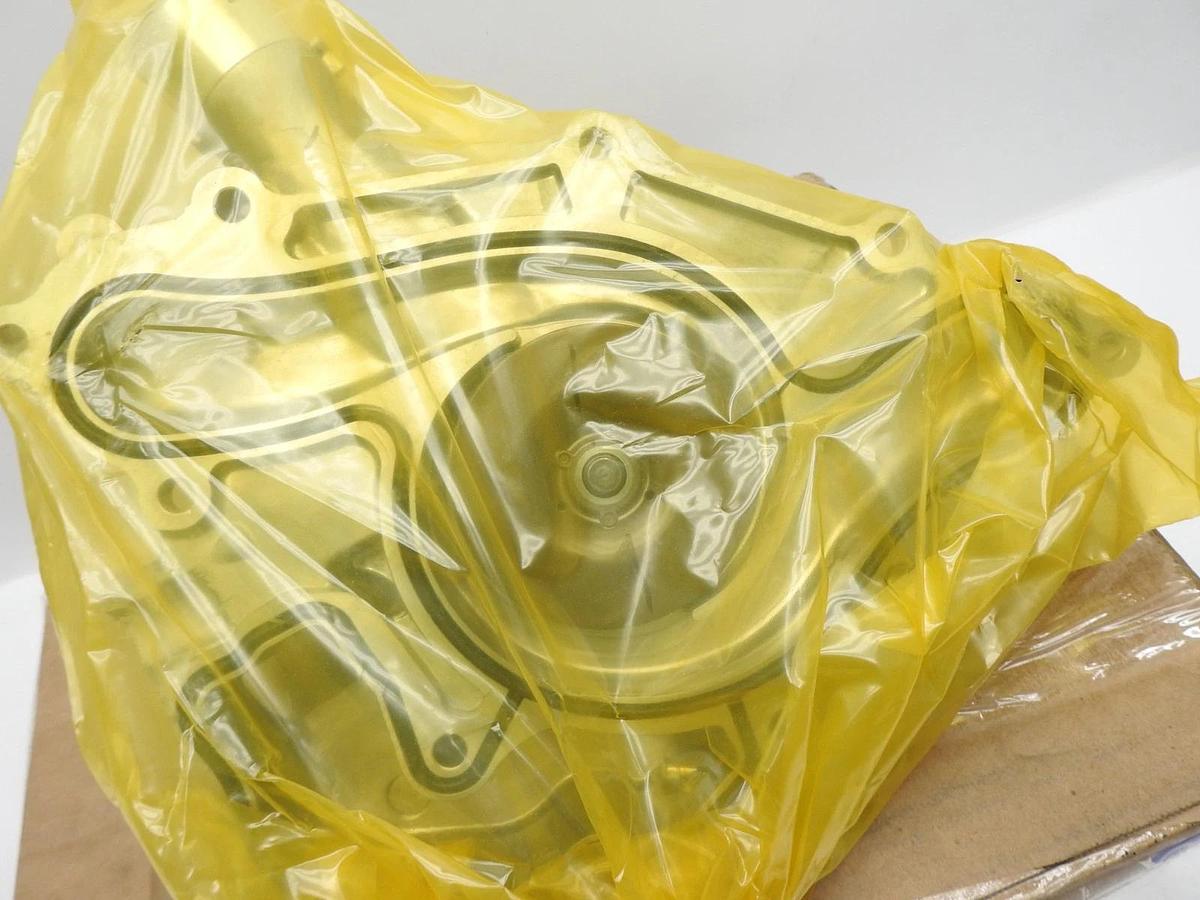 Genuine OEM Mopar Engine Water Pump for Chryisler Dodge 5.7 V8 68346915AA - NEW