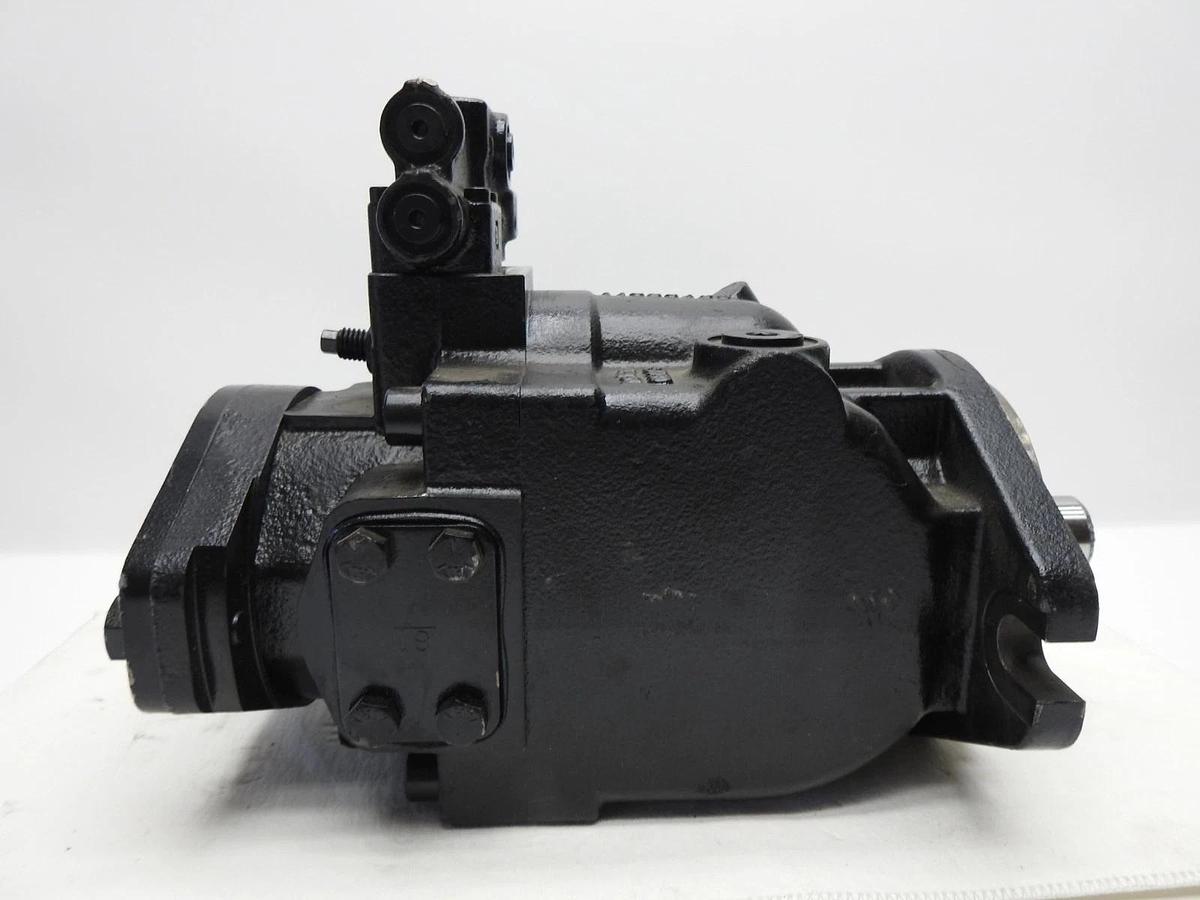 Danfoss 83027179 JRRS75 Series JRRS75CLS2125NNN3 (2 Bolt, Splined Shaft) OEM NEW