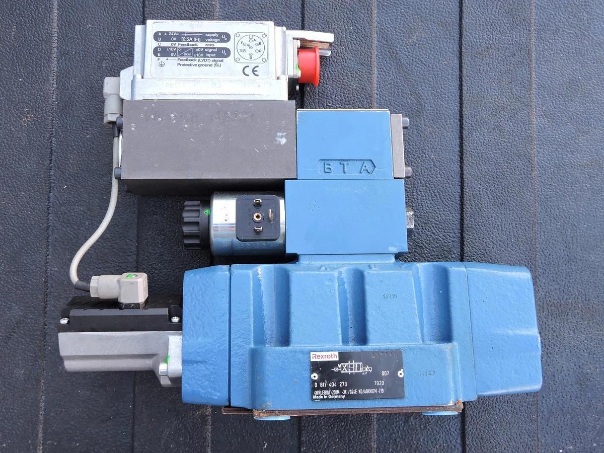 Rexroth 0811404273 Directional Control 4WRLE 16 1 w/ R901140262 0811404601 -NOB