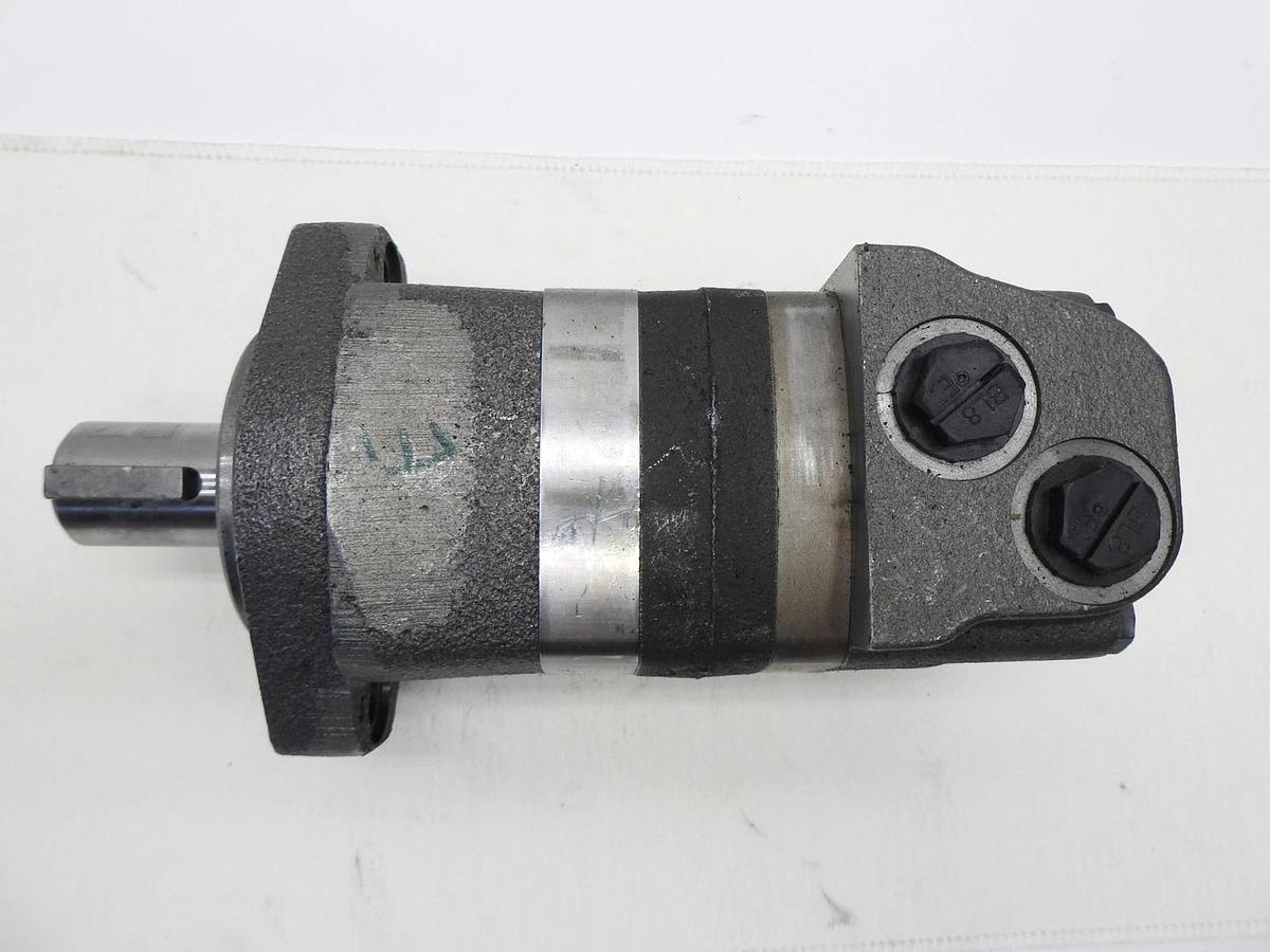 GENUINE Eaton 104-1024-006 Char-Lynn Hydraulic Motor 104-1024 - OEM NEW!
