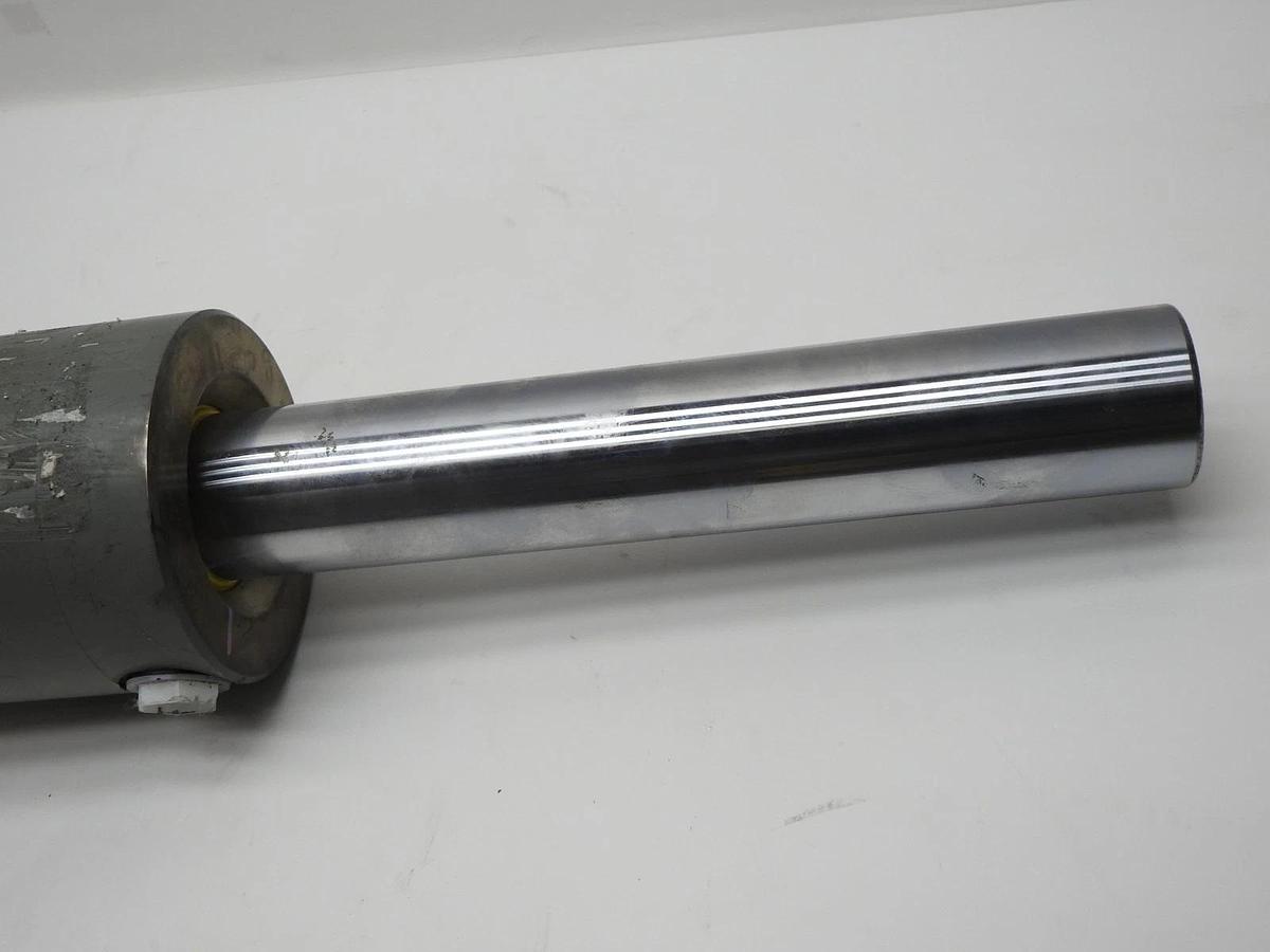 Ognibene 972140543 / Dana 213.24.620.06, Steering Cylinder - GENUINE OEM - NEW!