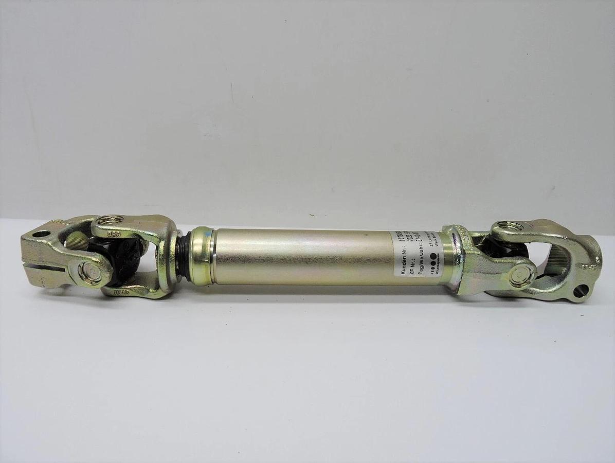 ZF Ball Universal Shaft Freightliner 7025-974-714, 10760931/3, 7025974714 - NEW!