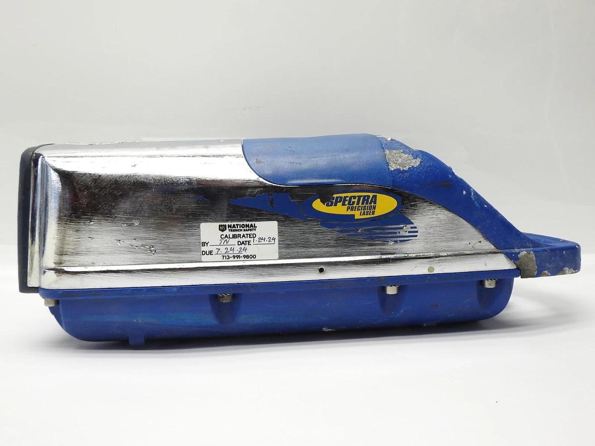 Trimble Spectra Precision DG711 Pipe Grade Level Laser w/ Battery