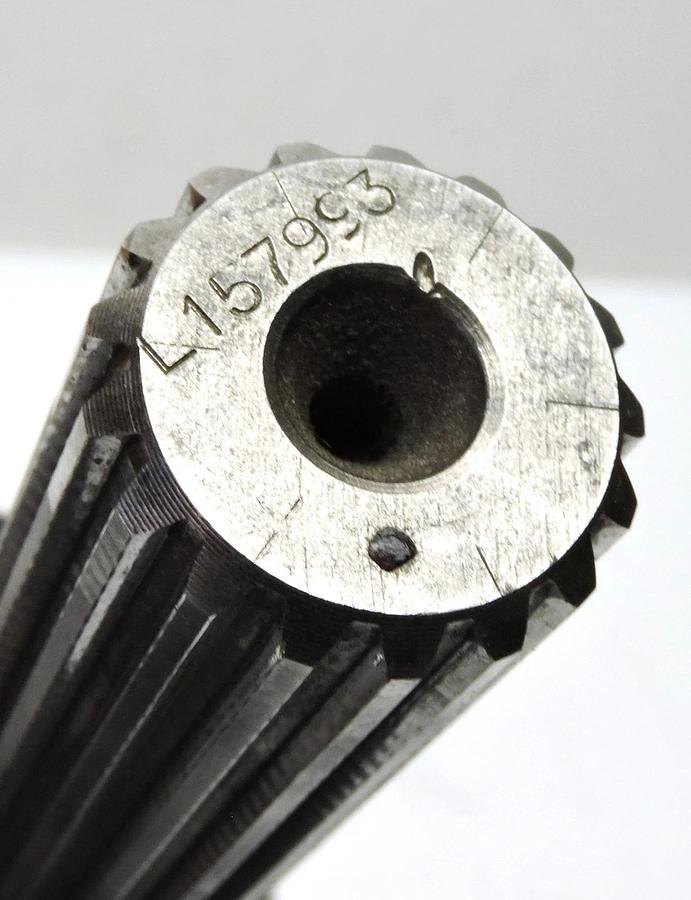 GENUINE John Deere Shaft L157993 Shaft - NOB NEW!