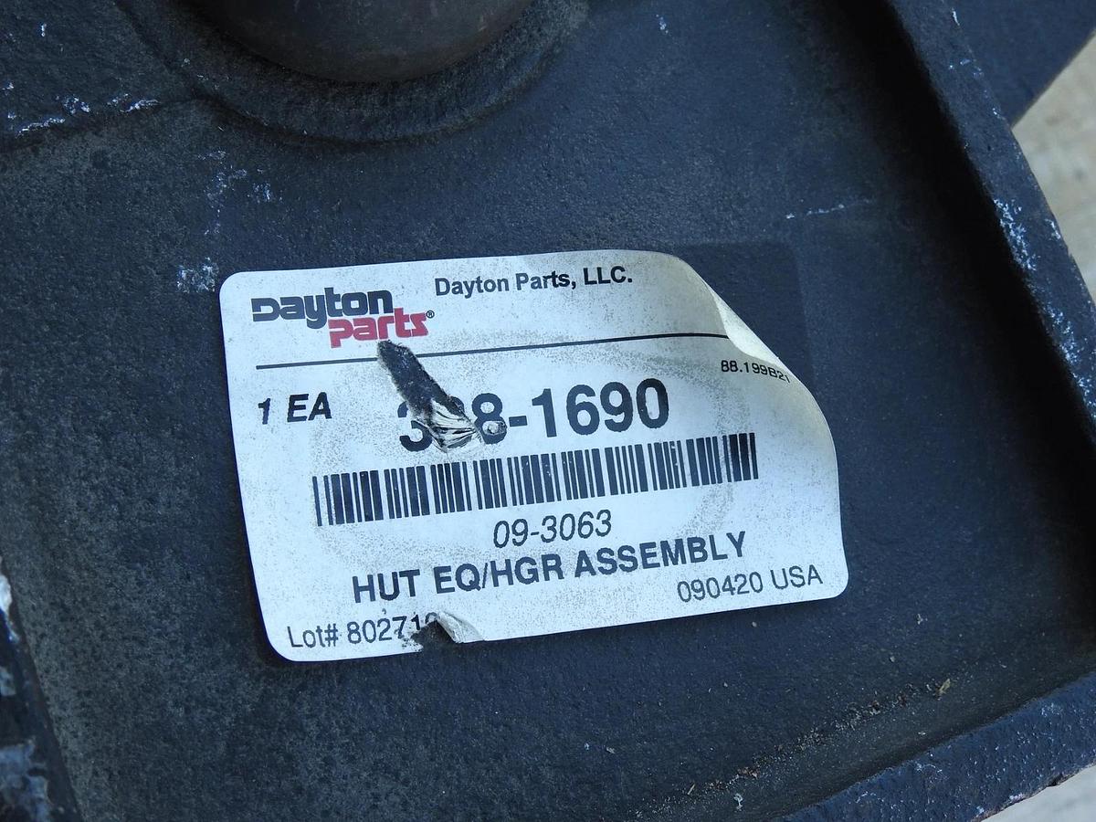 Dayton 338-1690 Hutch Equalizer Hanger Assembly (HU7F-KIT, MH713, 16319-52) -NEW
