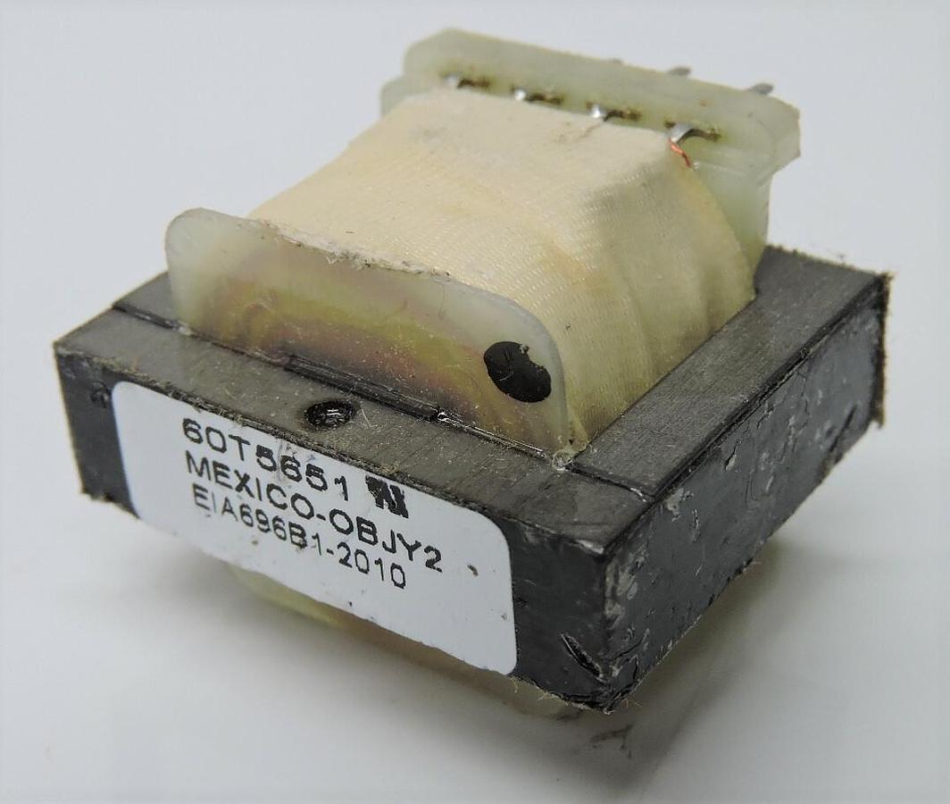 EIA696B1-2010 Voltage Transformer EIA696B1 - NEW!