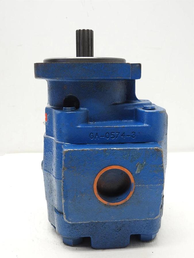 Bezares P5000A531ADXK25-14 (7/8"-13) Tooth 2000 psi Hydraulic Motor - NOB NEW!