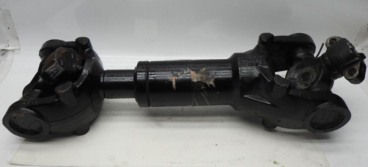 Meritor 20R157C Driveline Drive Shaft for Volvo, Peterbilt -NEW SURPLUS
