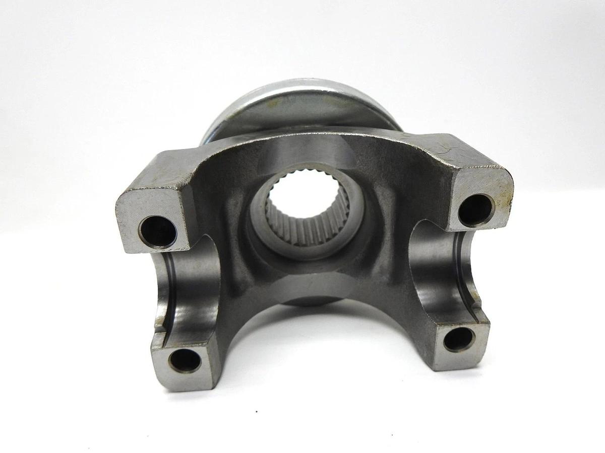 Yukon 41077 Differential Pinion for GM 9.5" with a 1350 U/Joint size - NEW!