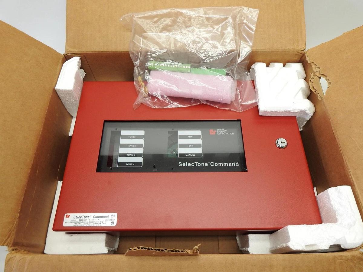 Federal-Signal 300SCW-1 SelecTone Command Unit - NEW IN OPENED BOX!!!